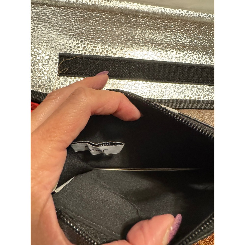 Nine West Floral Wristlet Wallet Black Faux Leather Beaded Strap - Picture 5 of 5